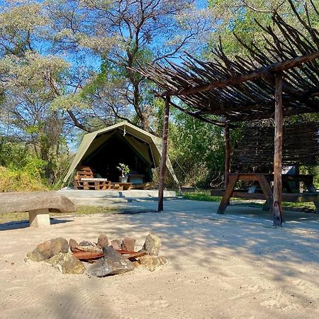 Kuvira River Camp Divundu Eksteriør bilde