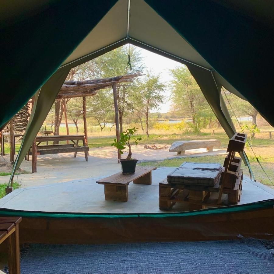 Kuvira River Camp Divundu Eksteriør bilde